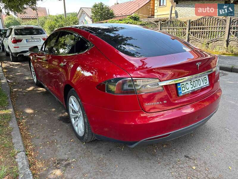 Лифтбек Tesla Model S 2016 в Львове фото 11 Лифтбек Tesla Model S 2016 в Львове