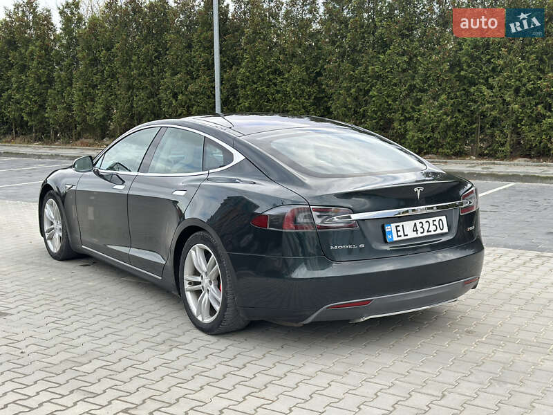 Лифтбек Tesla Model S 2014 в Львове фото 7 Лифтбек Tesla Model S 2014 в Львове