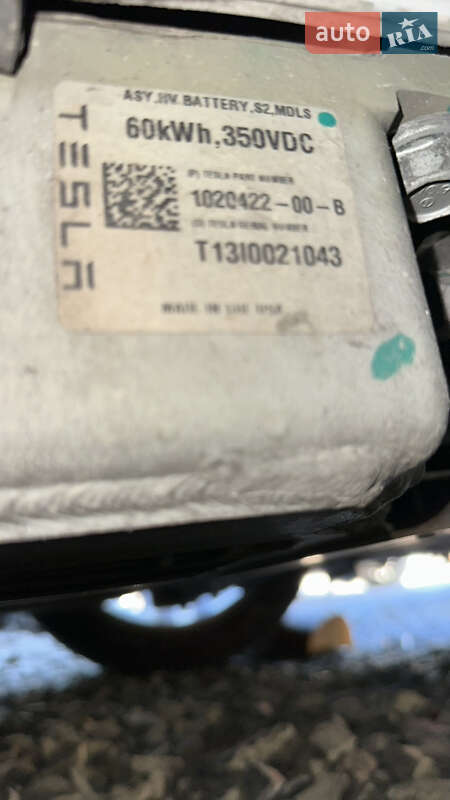 Ліфтбек Tesla Model S 2013 в Ковелі