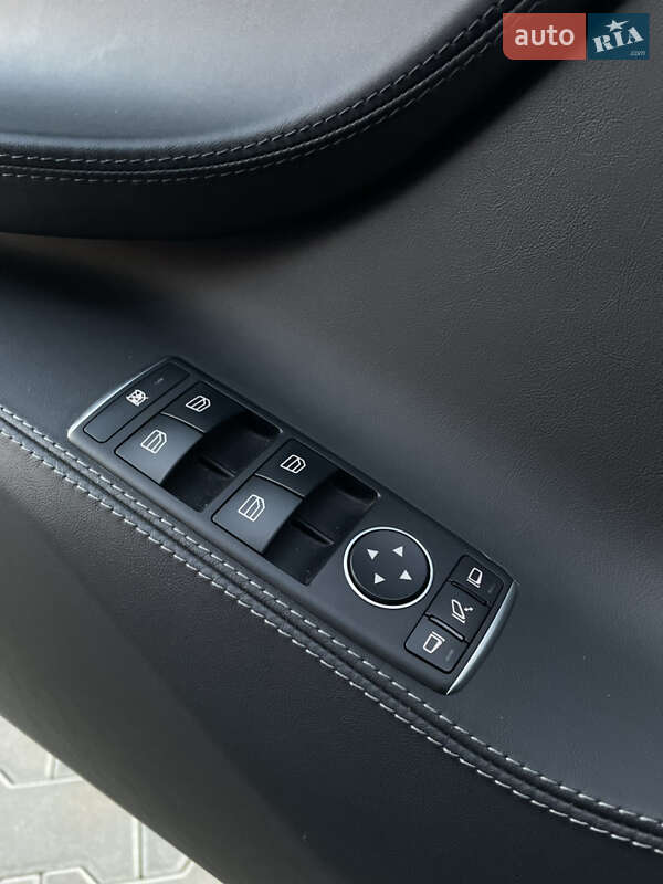 Ліфтбек Tesla Model S 2020 в Вінниці