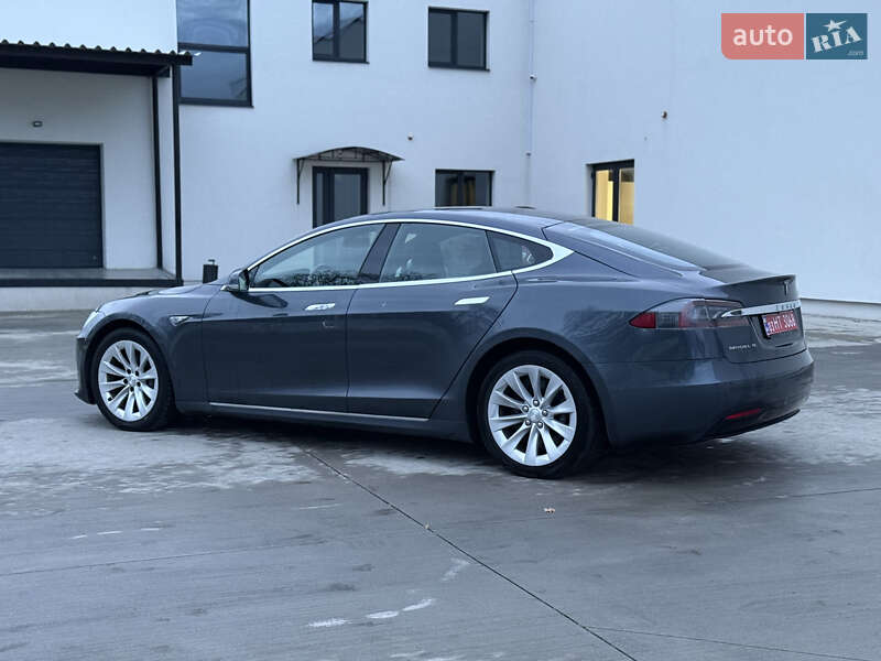 Лифтбек Tesla Model S 2016 в Луцке фото 17 Лифтбек Tesla Model S 2016 в Луцке