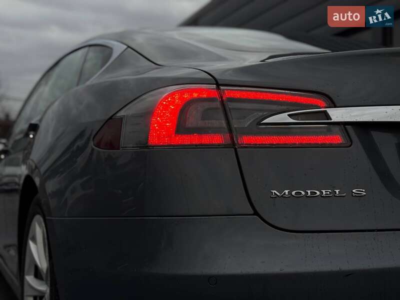 Лифтбек Tesla Model S 2014 в Ровно фото 21 Лифтбек Tesla Model S 2014 в Ровно