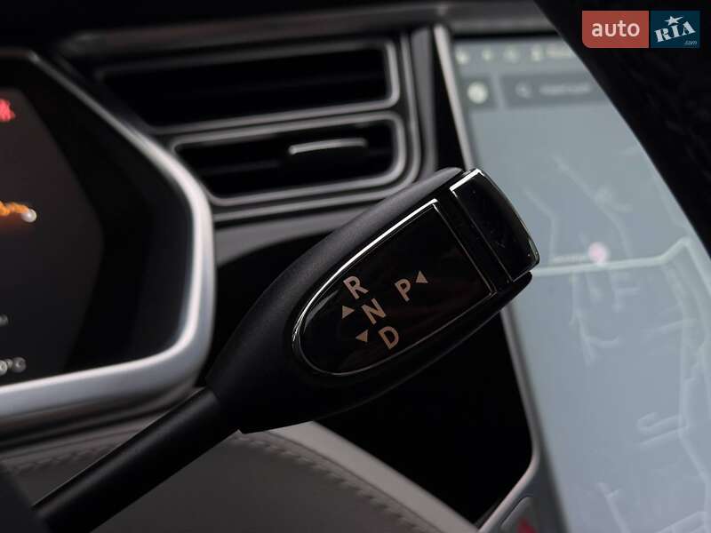 Лифтбек Tesla Model S 2014 в Ровно фото 35 Лифтбек Tesla Model S 2014 в Ровно