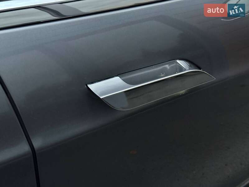 Лифтбек Tesla Model S 2014 в Ровно фото 57 Лифтбек Tesla Model S 2014 в Ровно