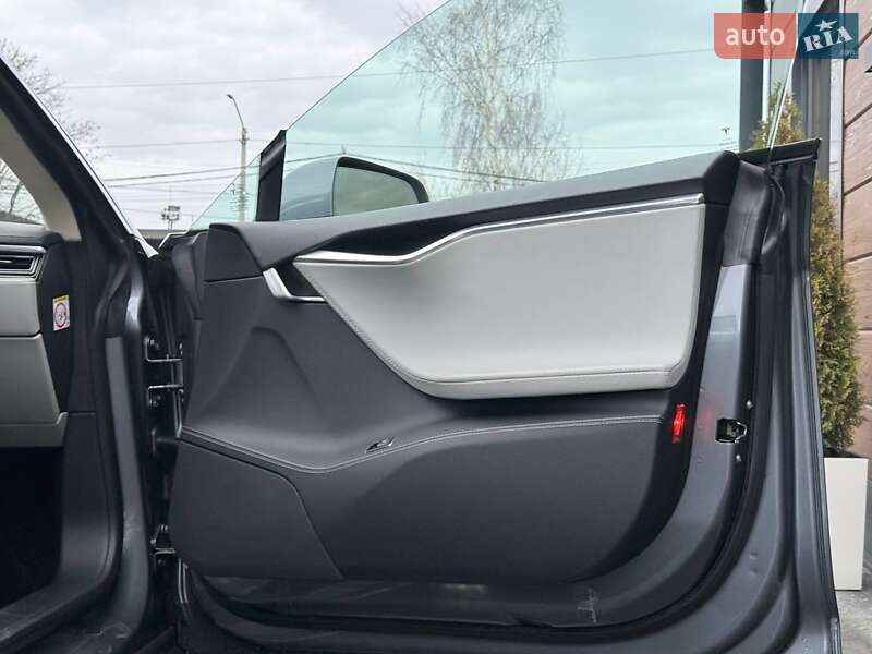 Лифтбек Tesla Model S 2014 в Ровно фото 60 Лифтбек Tesla Model S 2014 в Ровно