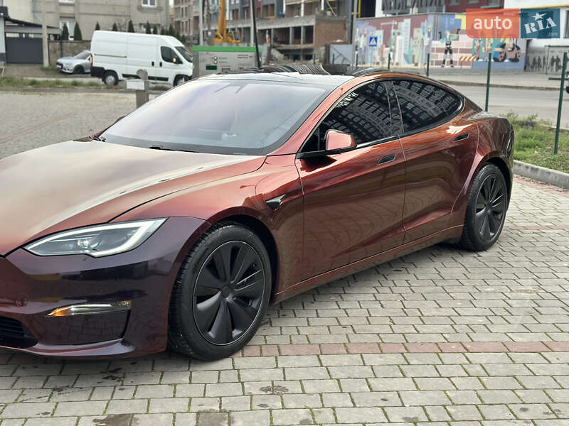 Лифтбек Tesla Model S 2021 в Ивано-Франковске