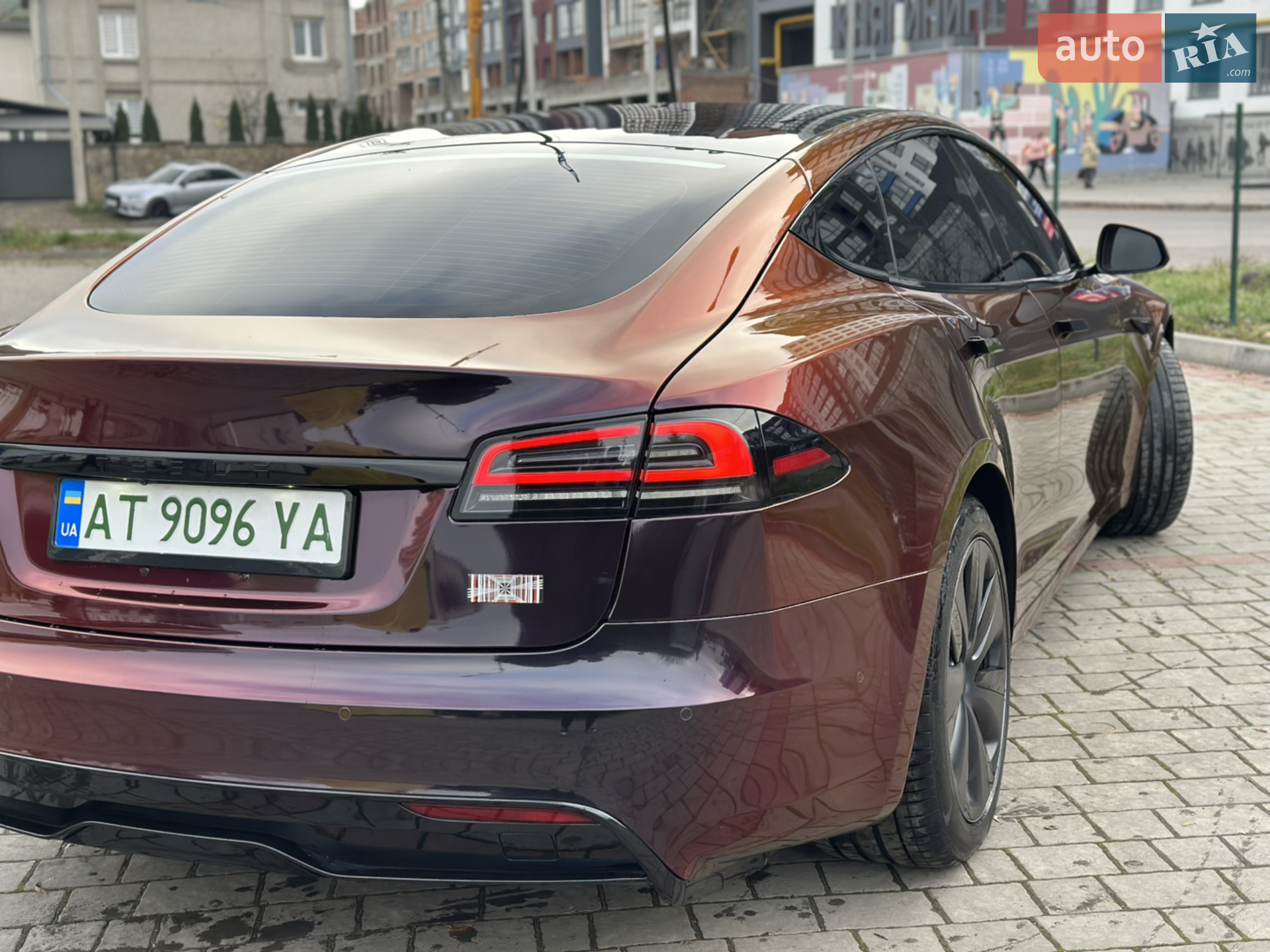 2021 Tesla Model S - мініатюра 8