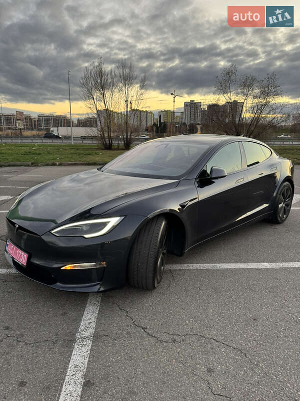 Лифтбек Tesla Model S 2023 в Киеве фото Лифтбек Tesla Model S 2023 в Киеве
