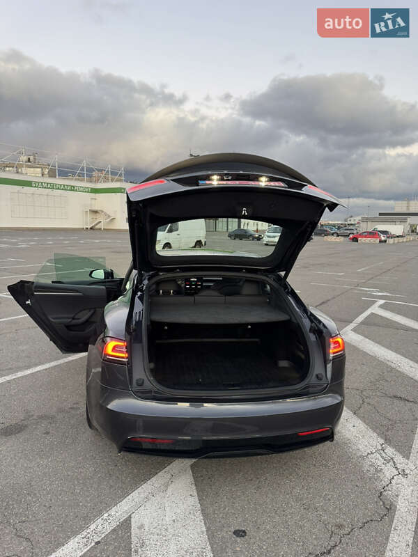 Лифтбек Tesla Model S 2023 в Киеве фото 9 Лифтбек Tesla Model S 2023 в Киеве