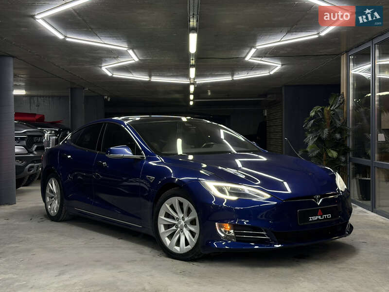 Лифтбек Tesla Model S 2016 в Одессе фото 2 Лифтбек Tesla Model S 2016 в Одессе