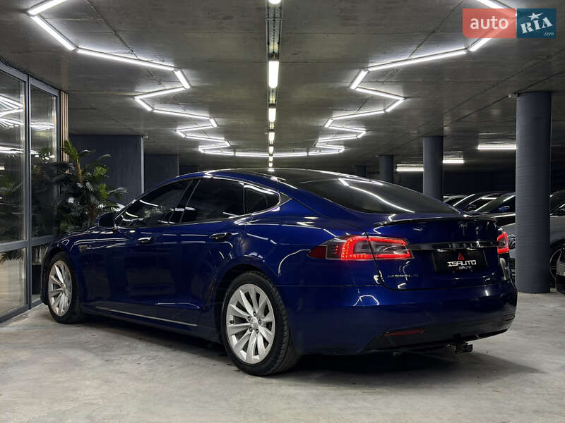 Лифтбек Tesla Model S 2016 в Одессе фото 11 Лифтбек Tesla Model S 2016 в Одессе