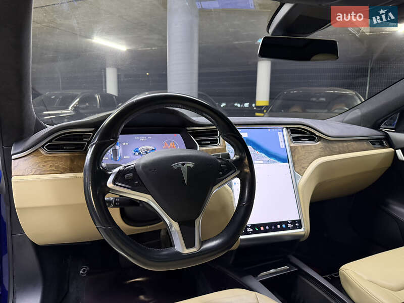 Лифтбек Tesla Model S 2016 в Одессе фото 25 Лифтбек Tesla Model S 2016 в Одессе