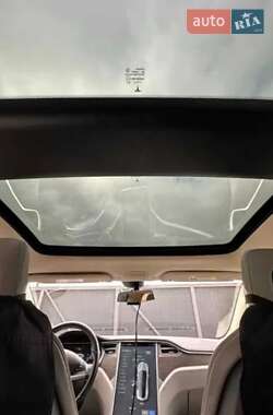 Лифтбек Tesla Model S 2013 в Киеве