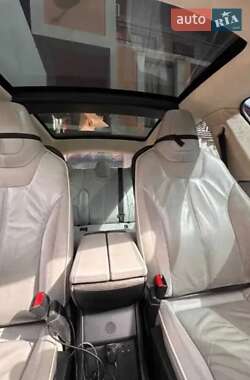 Лифтбек Tesla Model S 2013 в Киеве
