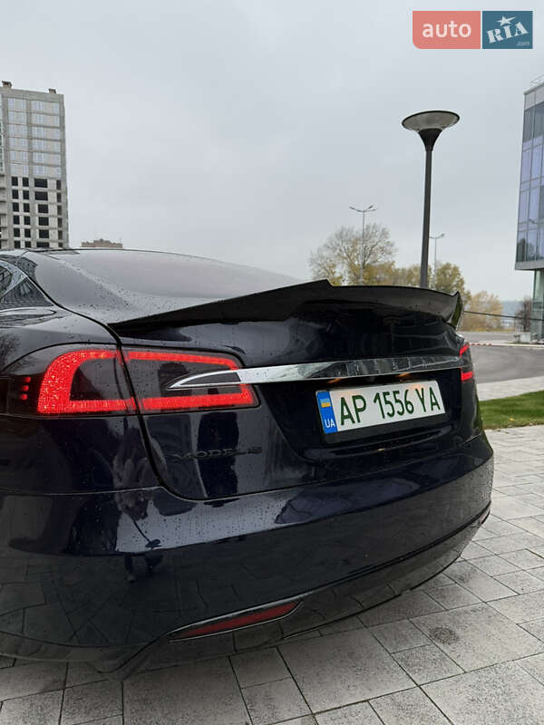 Ліфтбек Tesla Model S 2014 в Запоріжжі фото 6 Ліфтбек Tesla Model S 2014 в Запоріжжі