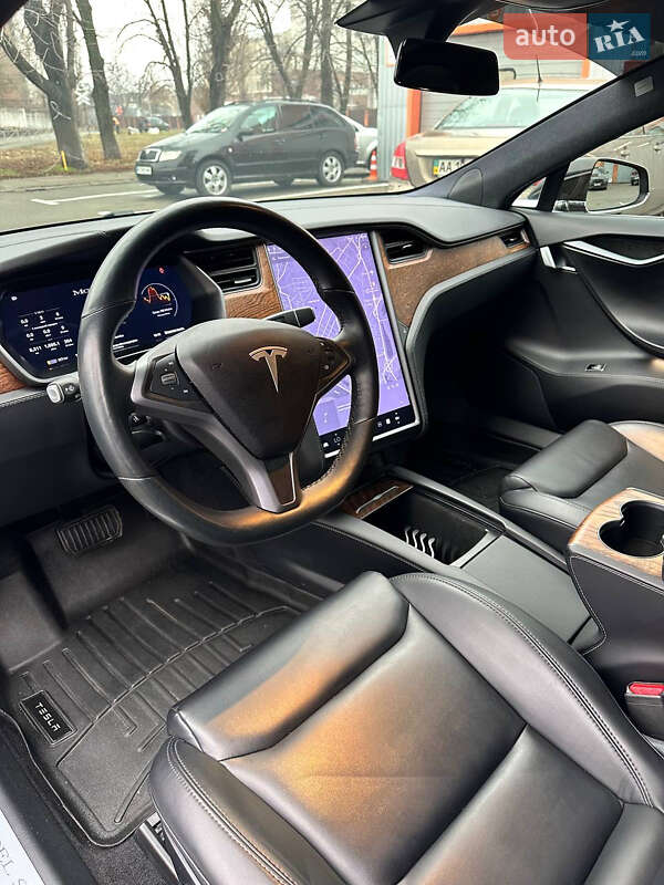 Ліфтбек Tesla Model S 2021 в Києві
