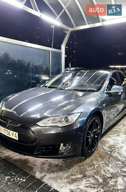 Лифтбек Tesla Model S 2015 в Одессе