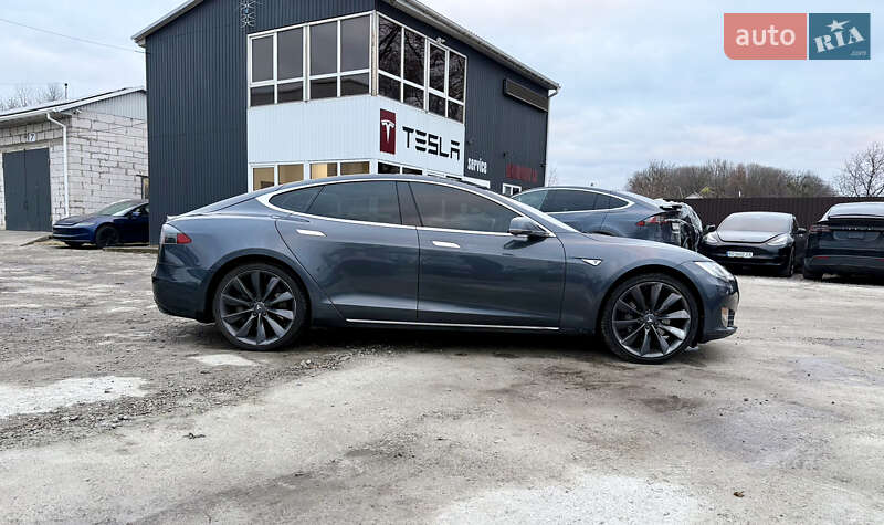 Ліфтбек Tesla Model S 2014 в Вінниці фото 5 Ліфтбек Tesla Model S 2014 в Вінниці
