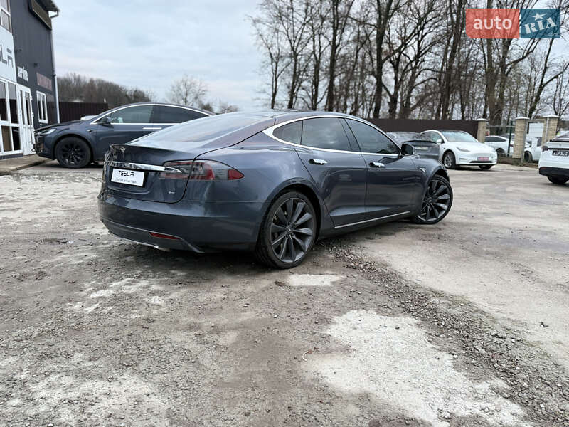 Ліфтбек Tesla Model S 2014 в Вінниці фото 20 Ліфтбек Tesla Model S 2014 в Вінниці