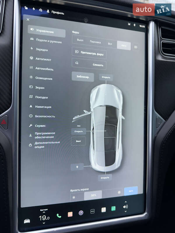 Ліфтбек Tesla Model S 2014 в Вінниці фото 36 Ліфтбек Tesla Model S 2014 в Вінниці