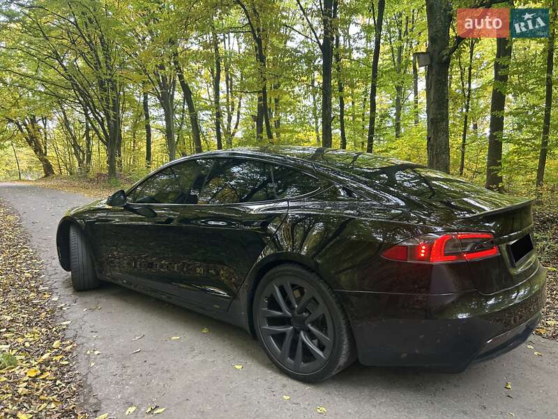 Ліфтбек Tesla Model S 2021 в Хмельницькому фото 18 Ліфтбек Tesla Model S 2021 в Хмельницькому