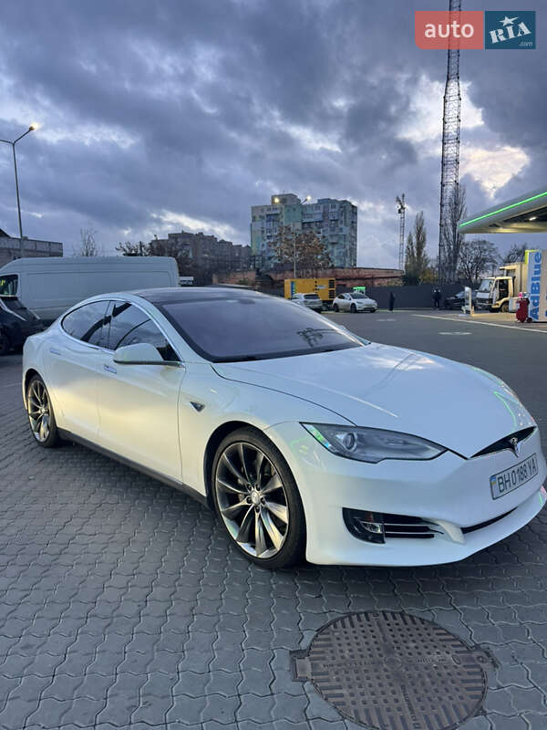 Ліфтбек Tesla Model S 2013 в Одесі