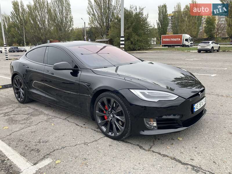 Лифтбек Tesla Model S 2020 в Днепре фото 2 Лифтбек Tesla Model S 2020 в Днепре
