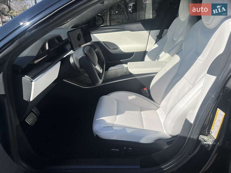 Лифтбек Tesla Model S 2023 в Одессе