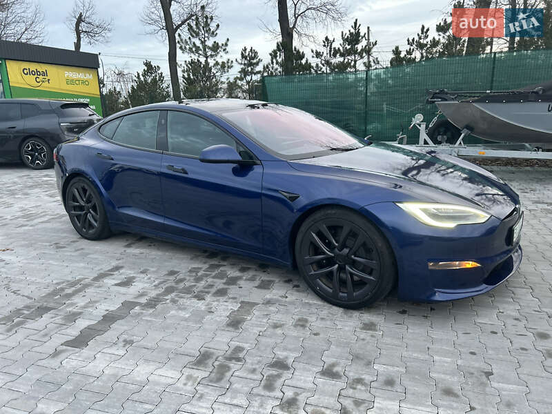 Лифтбек Tesla Model S 2021 в Киеве фото 6 Лифтбек Tesla Model S 2021 в Киеве