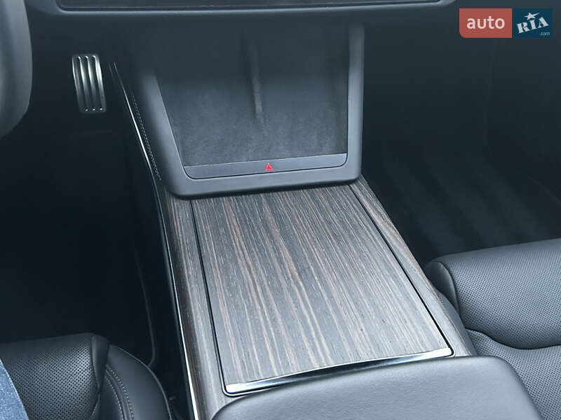 Лифтбек Tesla Model S 2021 в Киеве фото 20 Лифтбек Tesla Model S 2021 в Киеве