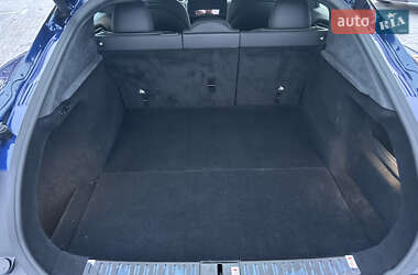 Лифтбек Tesla Model S 2021 в Киеве