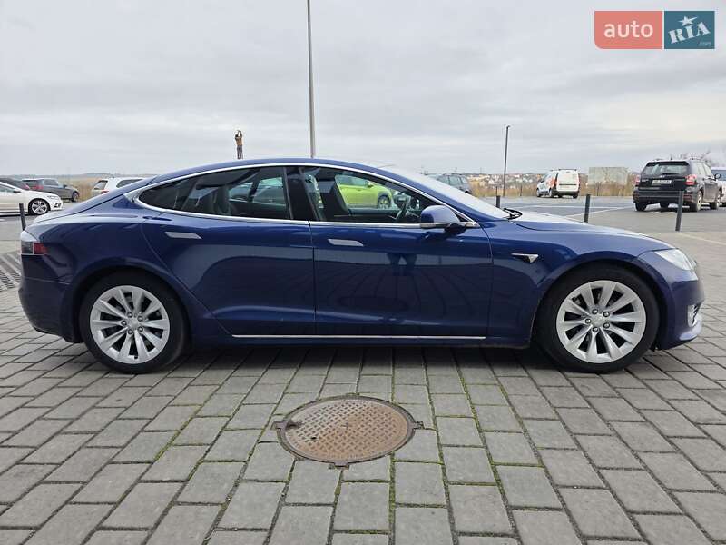 Лифтбек Tesla Model S 2018 в Ровно фото 13 Лифтбек Tesla Model S 2018 в Ровно