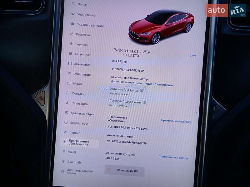 Лифтбек Tesla Model S 2016 в Самборе