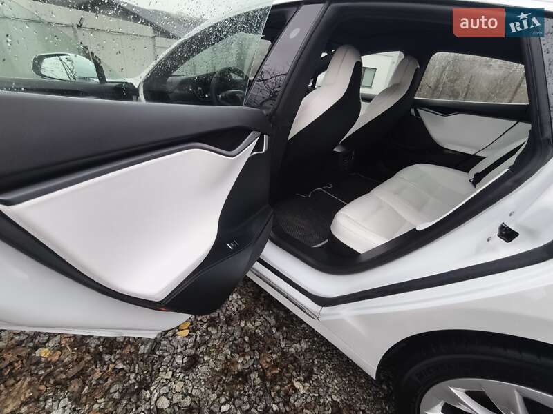 Ліфтбек Tesla Model S 2019 в Білій Церкві