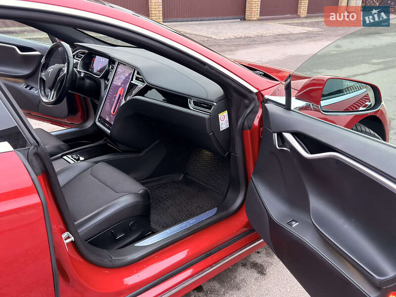 Лифтбек Tesla Model S 2017 в Ковеле фото 13 Лифтбек Tesla Model S 2017 в Ковеле