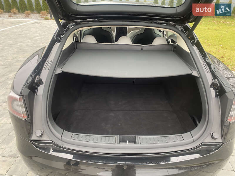 Лифтбек Tesla Model S 2013 в Луцке фото 17 Лифтбек Tesla Model S 2013 в Луцке