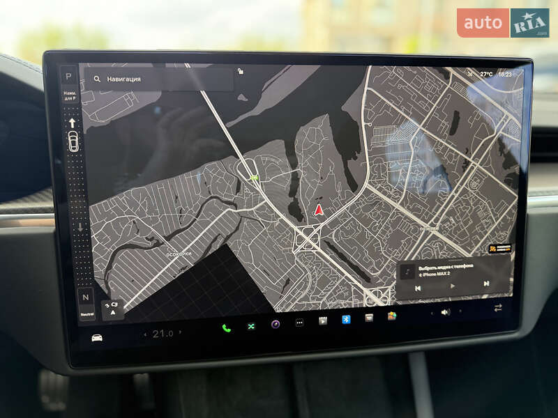 Лифтбек Tesla Model S 2023 в Киеве