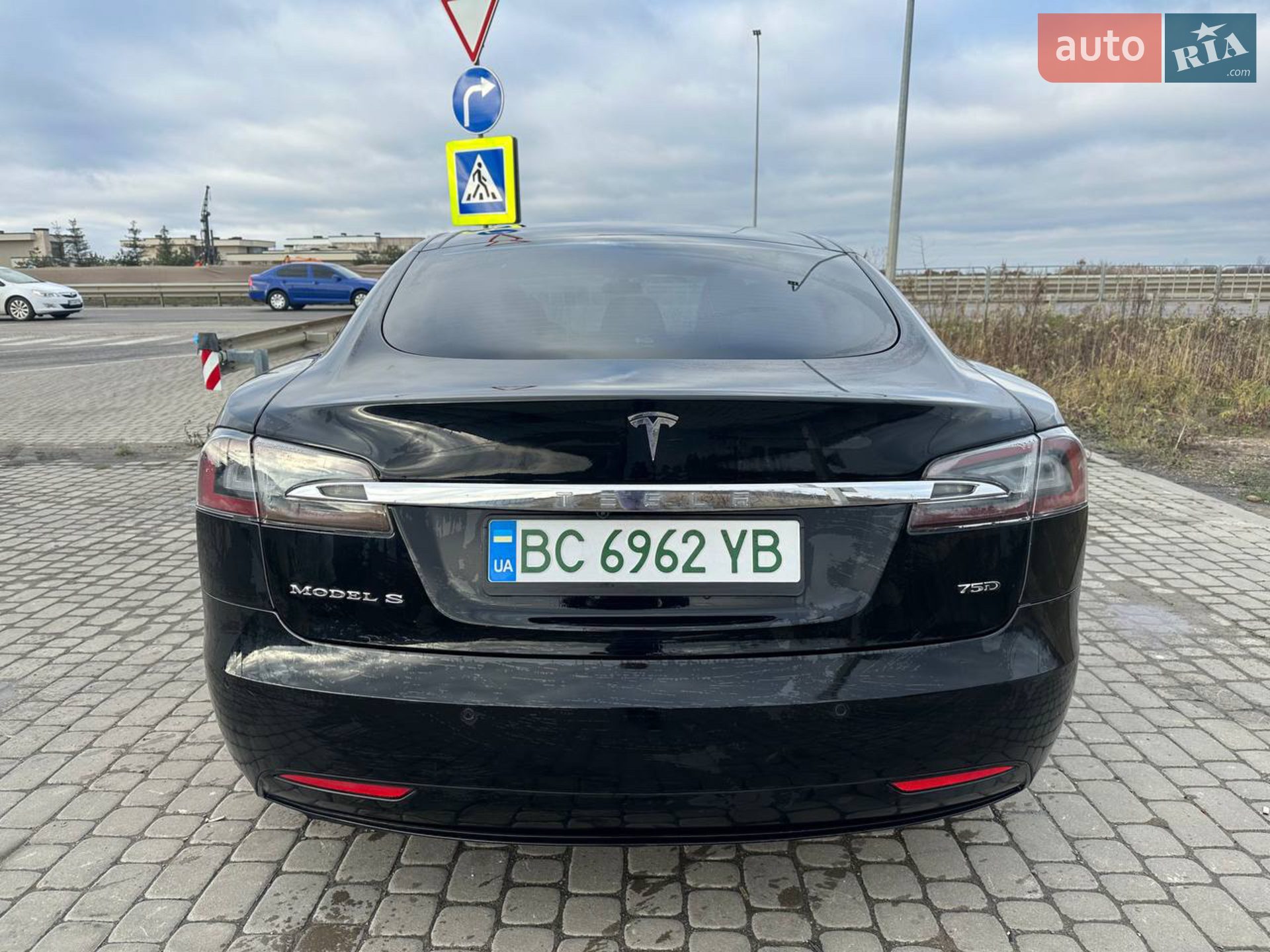 2016 Tesla Model S - мініатюра 24