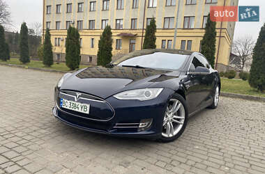 Лифтбек Tesla Model S 2013 в Коломые