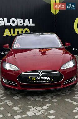 Лифтбек Tesla Model S 2013 в Львове