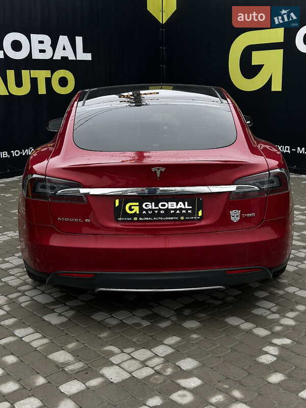 Лифтбек Tesla Model S 2013 в Львове