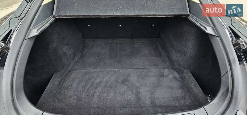 Лифтбек Tesla Model S 2014 в Тернополе