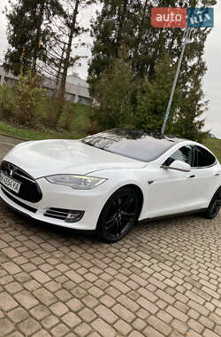 Лифтбек Tesla Model S 2014 в Ровно