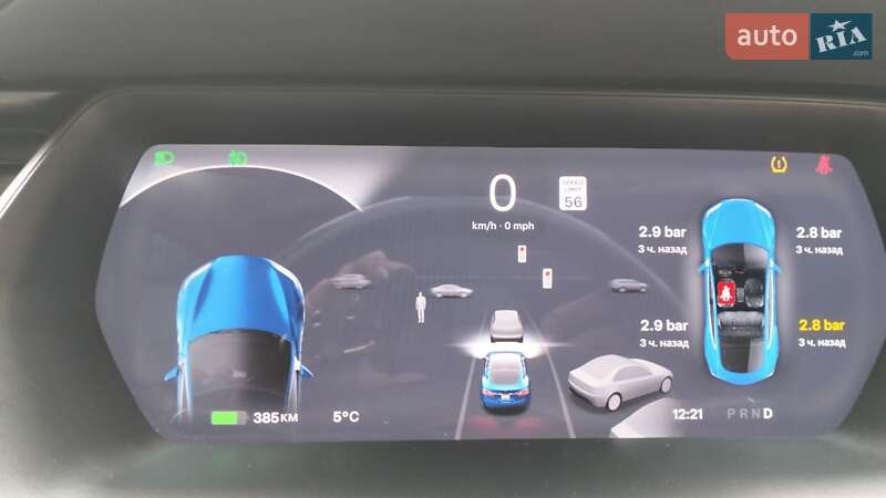 Лифтбек Tesla Model S 2018 в Львове