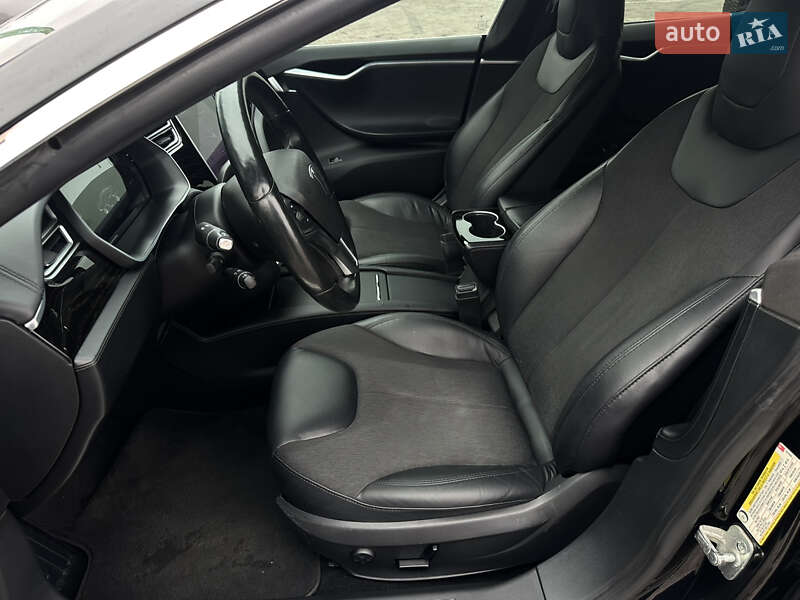 Лифтбек Tesla Model S 2016 в Харькове