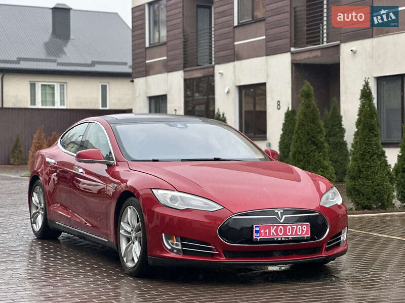 Tesla Model S 2015 Tesla Model S 2015