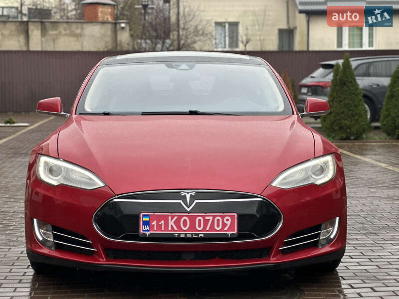 Лифтбек Tesla Model S 2015 в Одессе