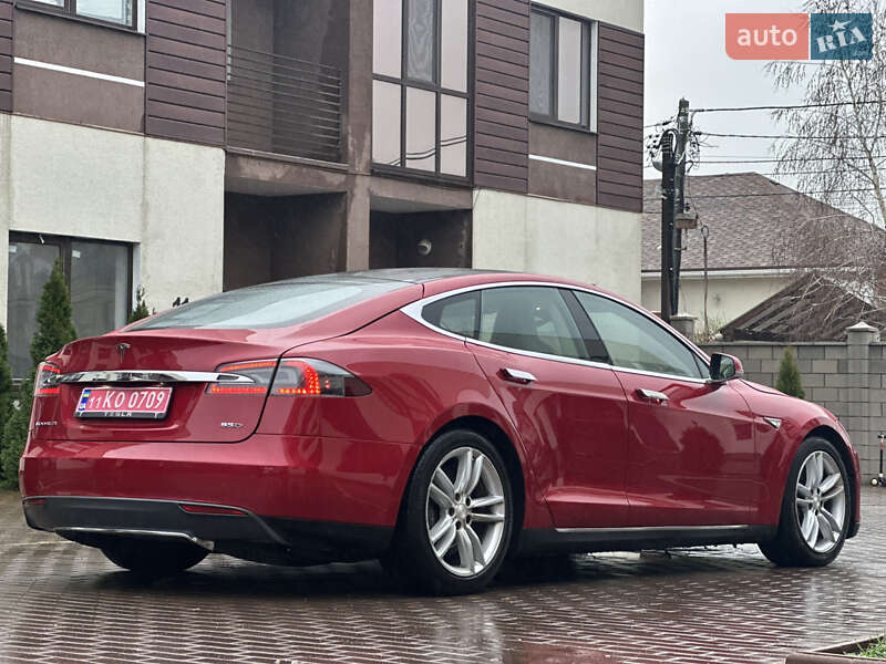 Лифтбек Tesla Model S 2015 в Одессе