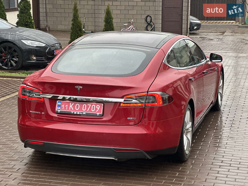 Лифтбек Tesla Model S 2015 в Одессе