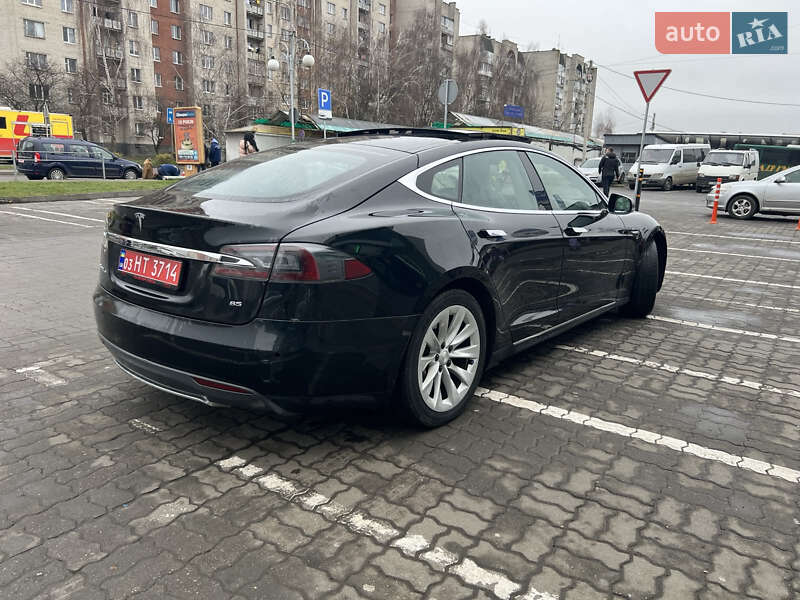 Лифтбек Tesla Model S 2015 в Луцке